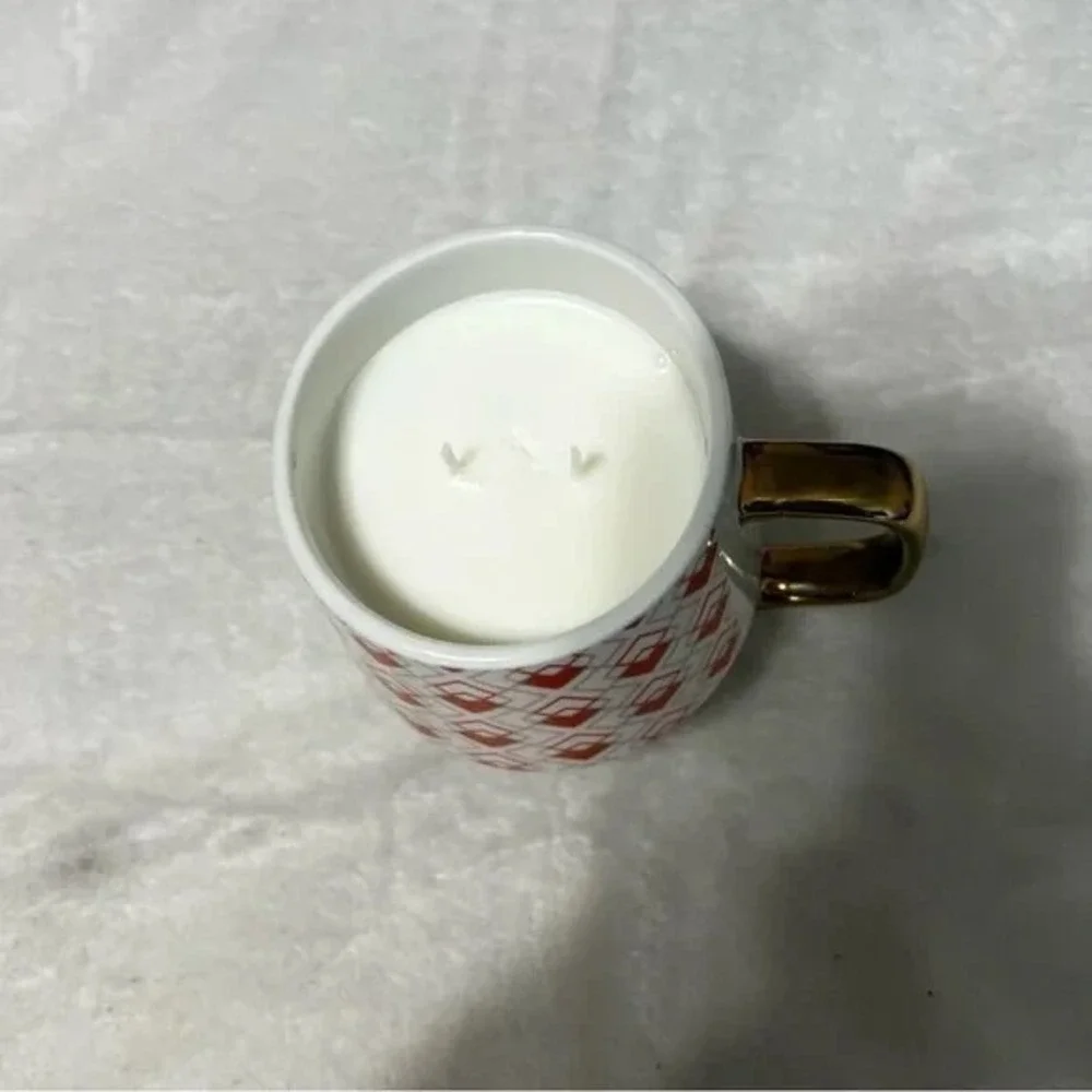 Clean Fresh Scented Handmade Candle in Red and White Coffee Mug 21.6 fl oz E104